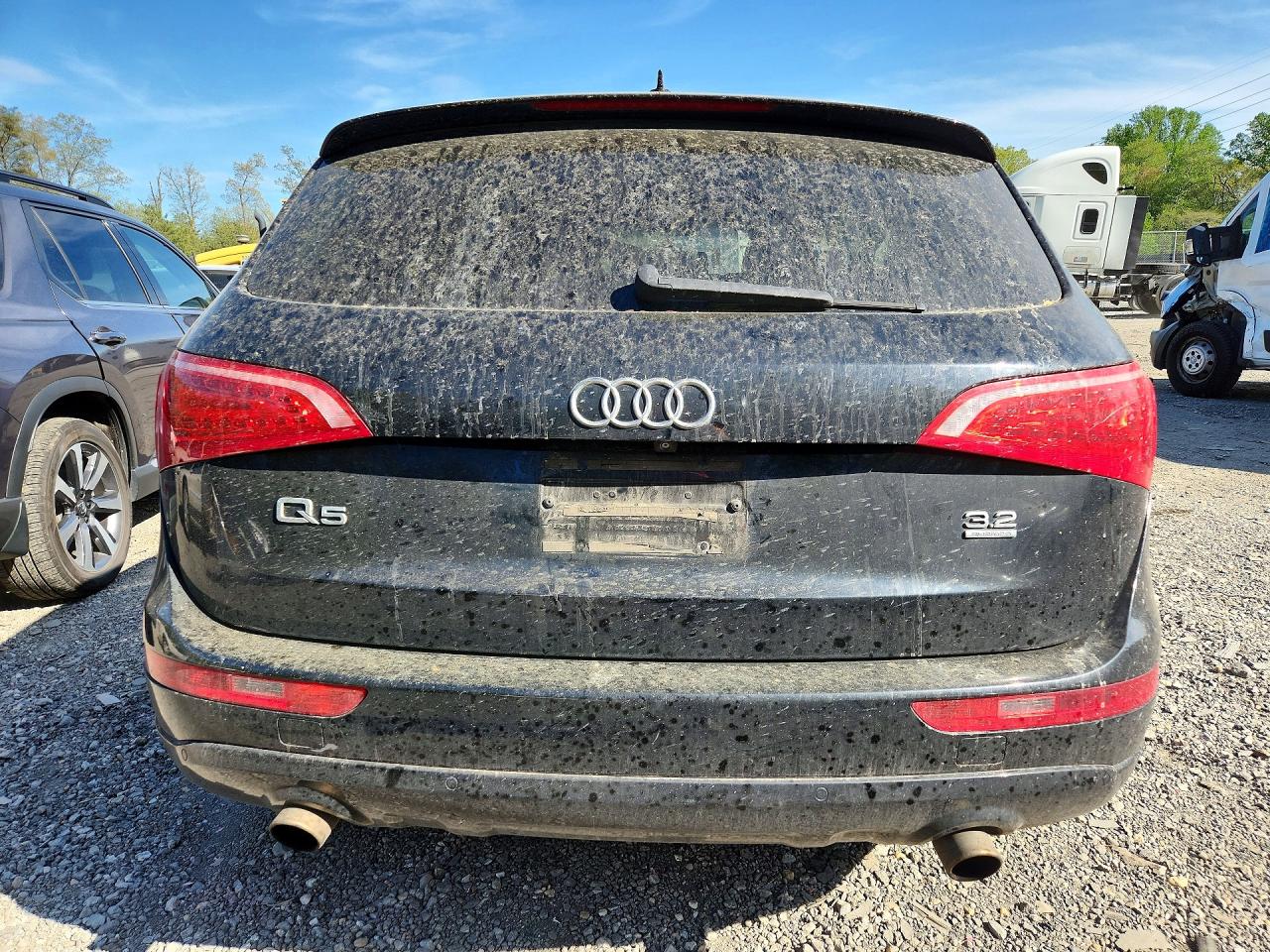 2010 AUDI Q5 PREMIUM PLUS photo 11