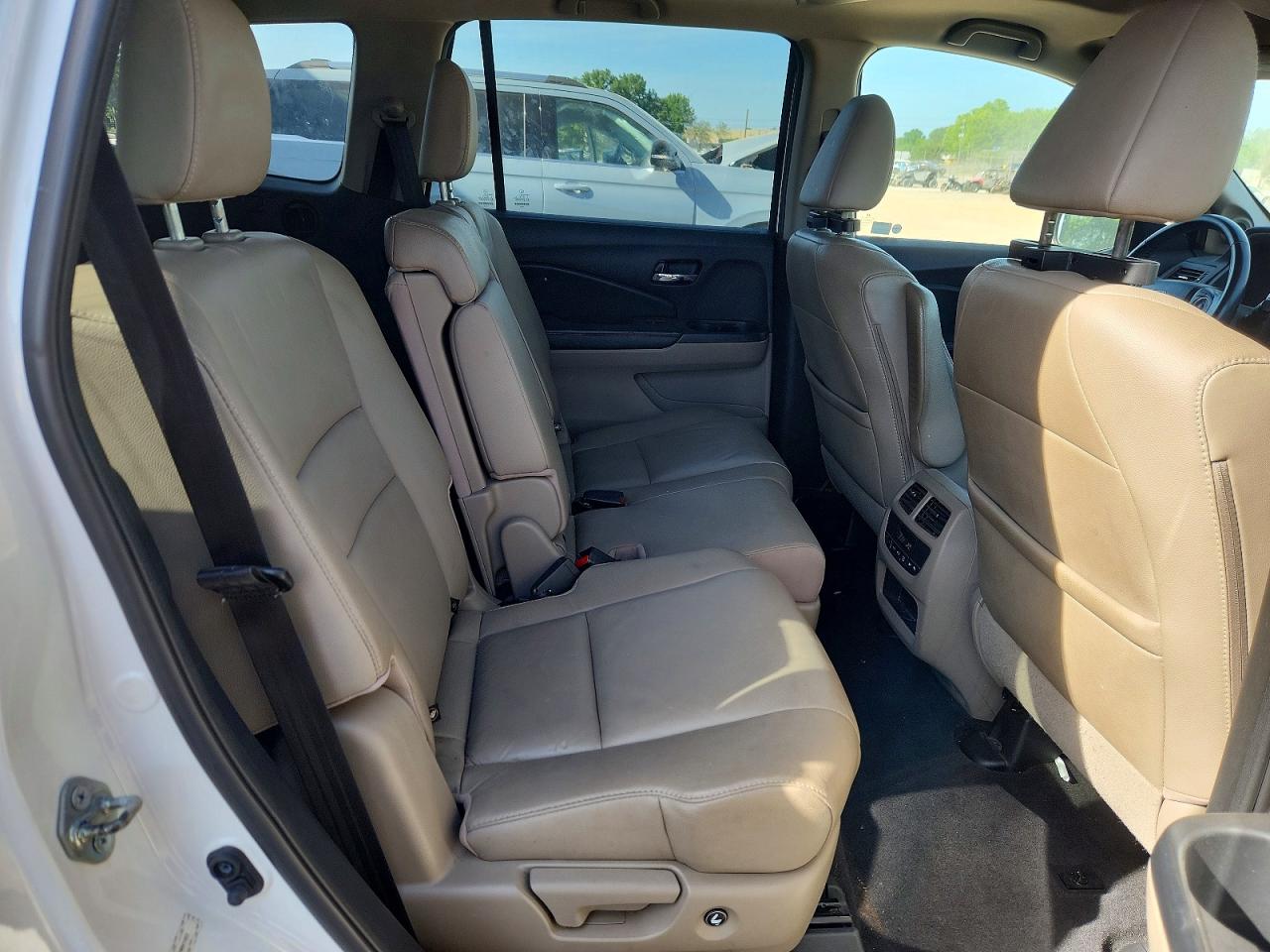 2016 HONDA PILOT EXL photo 21