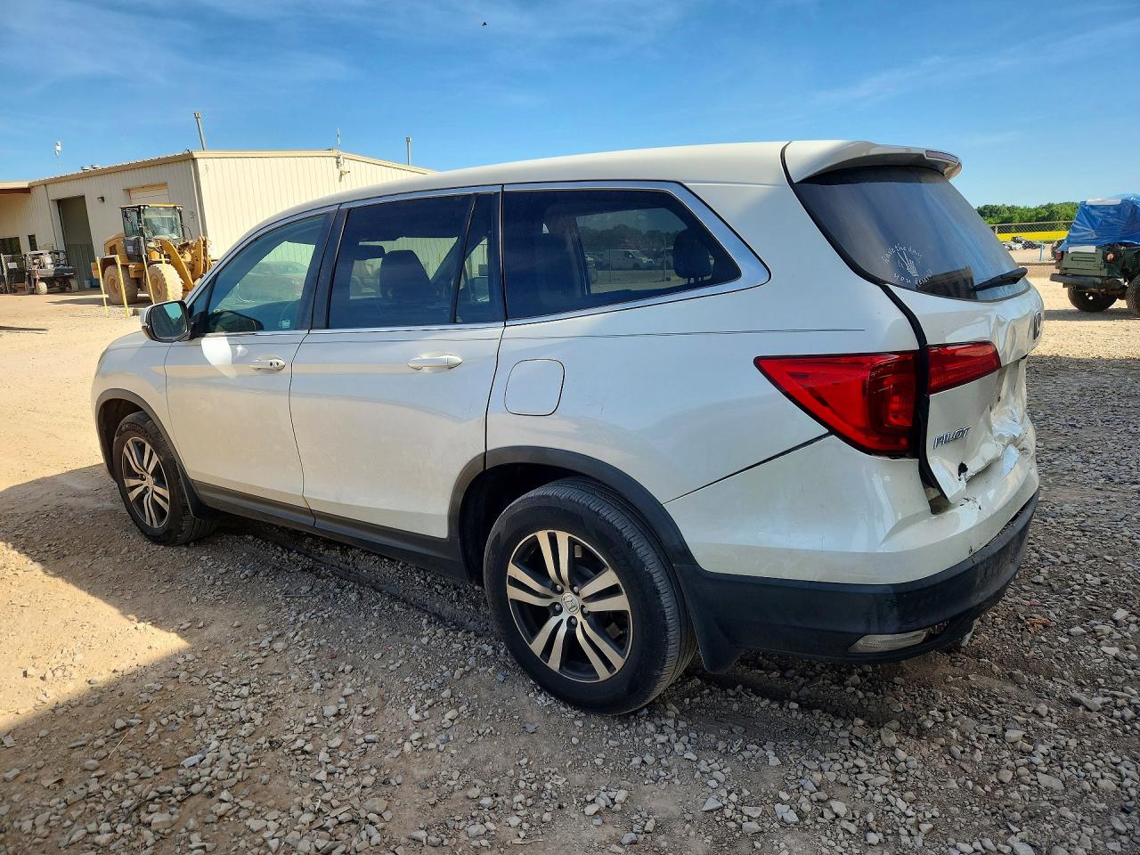 2016 HONDA PILOT EXL photo 3
