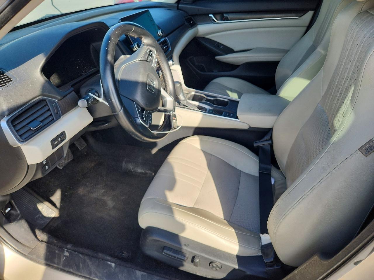2018 HONDA ACCORD EXL photo 19