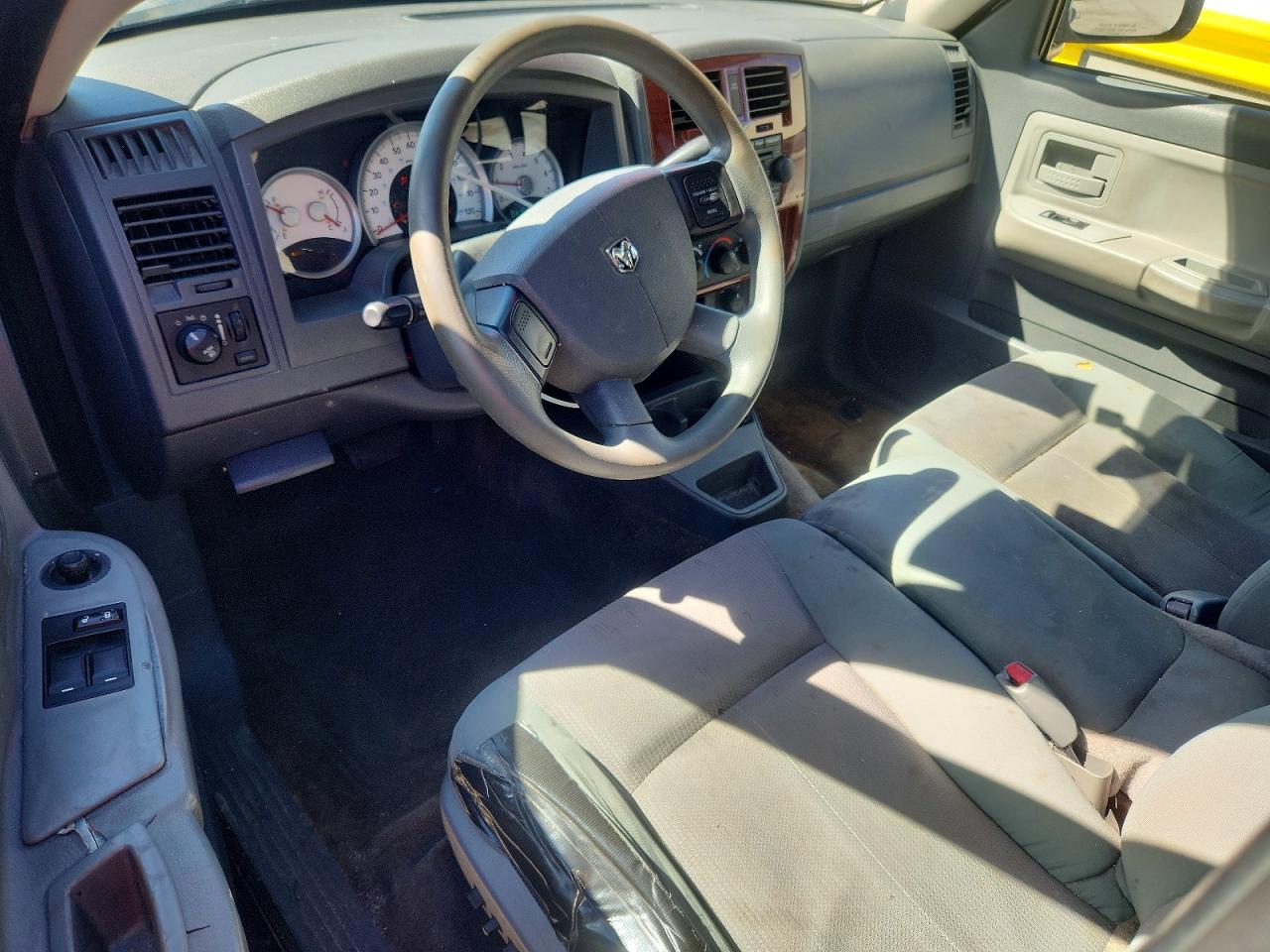 2005 DODGE DAKOTA SLT photo 15