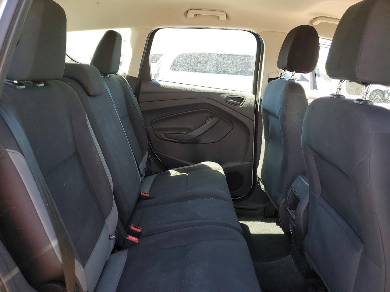 2015 FORD ESCAPE S photo 21