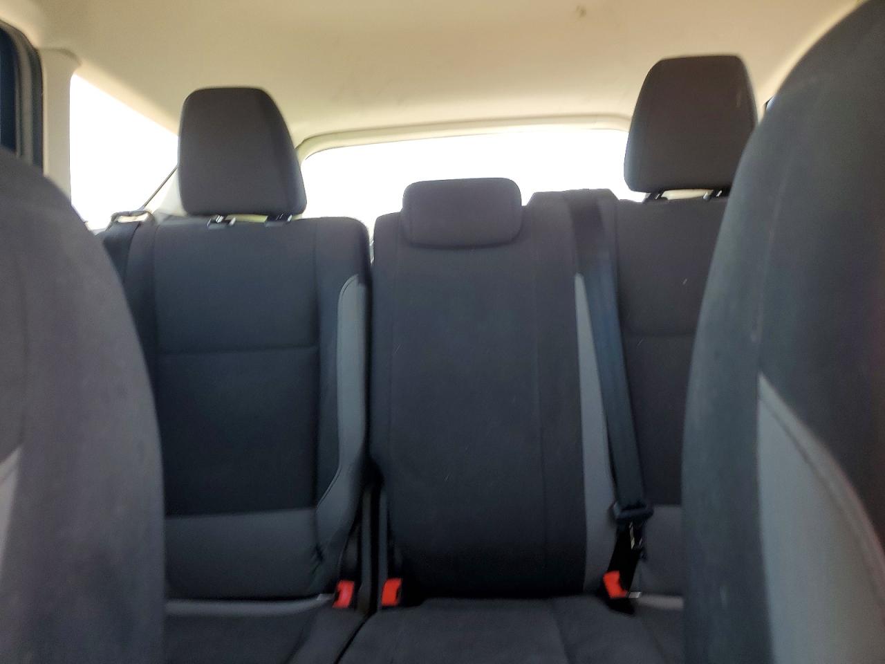 2015 FORD ESCAPE S photo 19