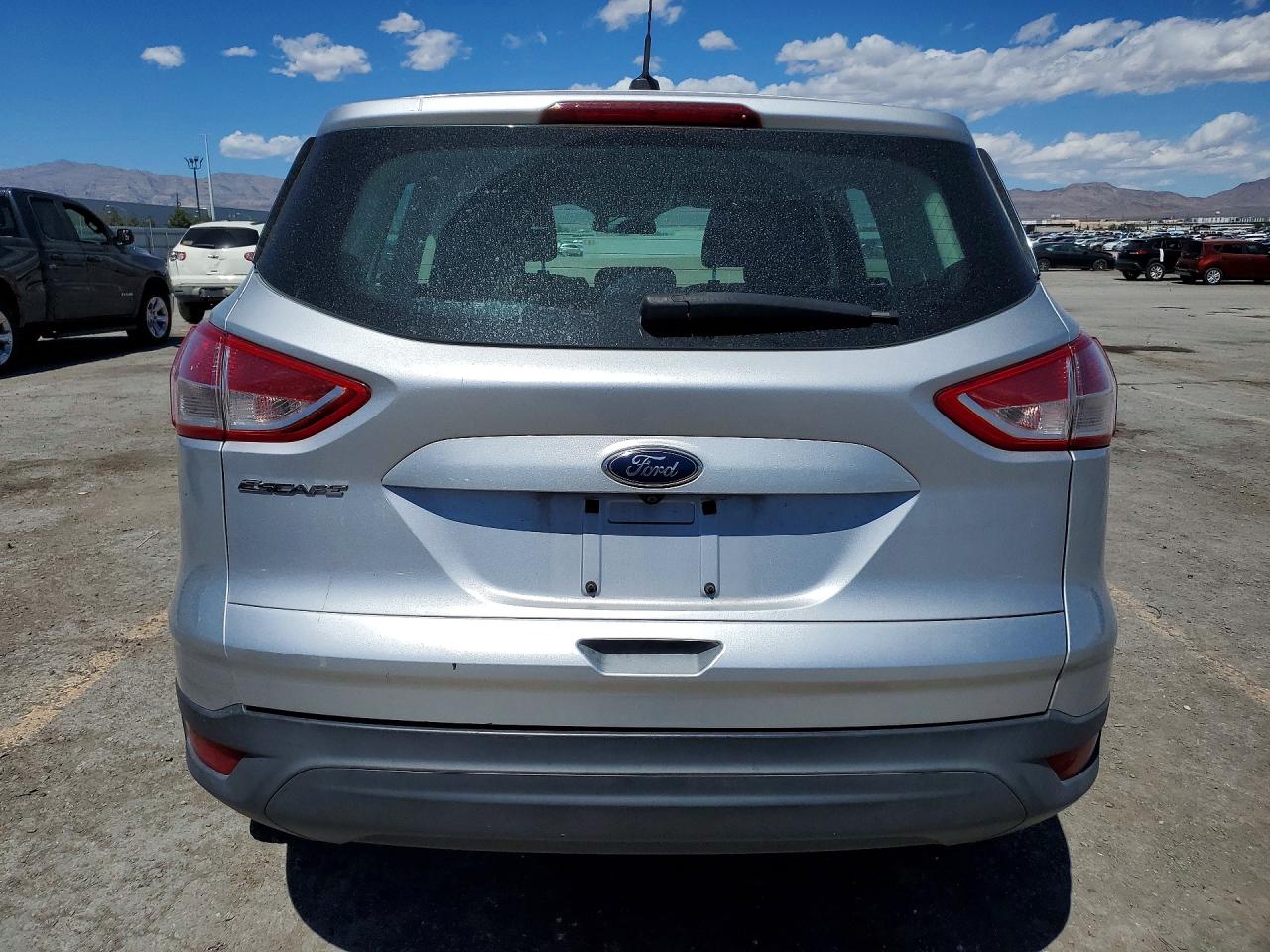 2015 FORD ESCAPE S photo 11