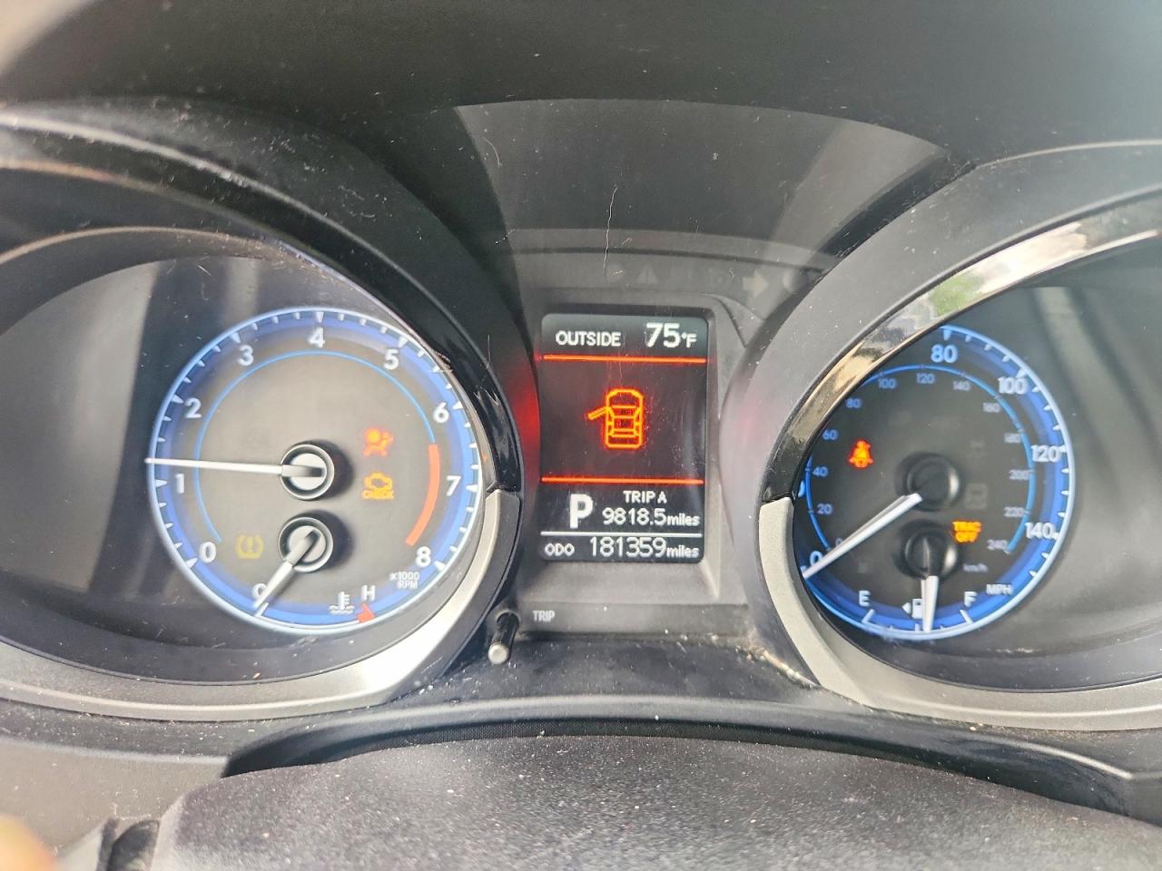 2016 TOYOTA COROLLA S PLUS photo 17