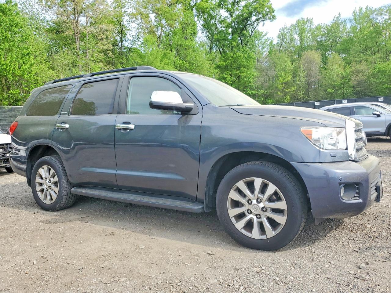 2010 TOYOTA SEQUOIA LIMITED photo 10