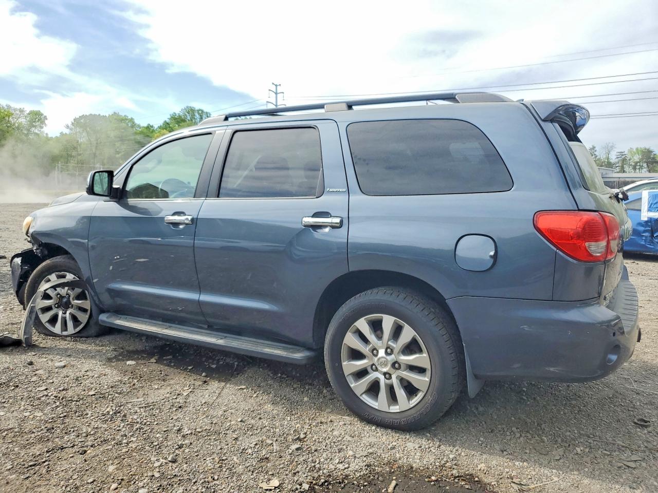 2010 TOYOTA SEQUOIA LIMITED photo 4