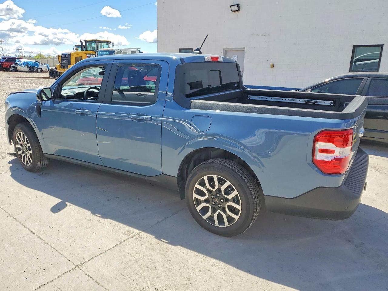 2024 FORD MAVERICK LARIAT photo 3