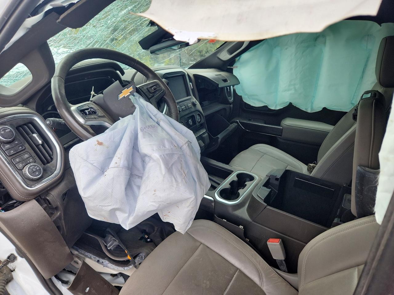 2020 CHEVROLET SILVERADO K2500 HEAVY DUTY LTZ photo 15