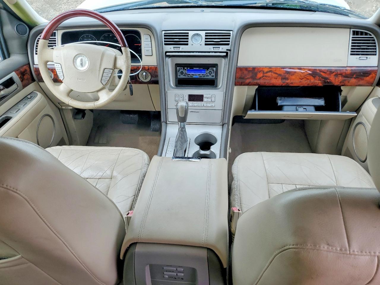 2004 LINCOLN NAVIGATOR photo 22