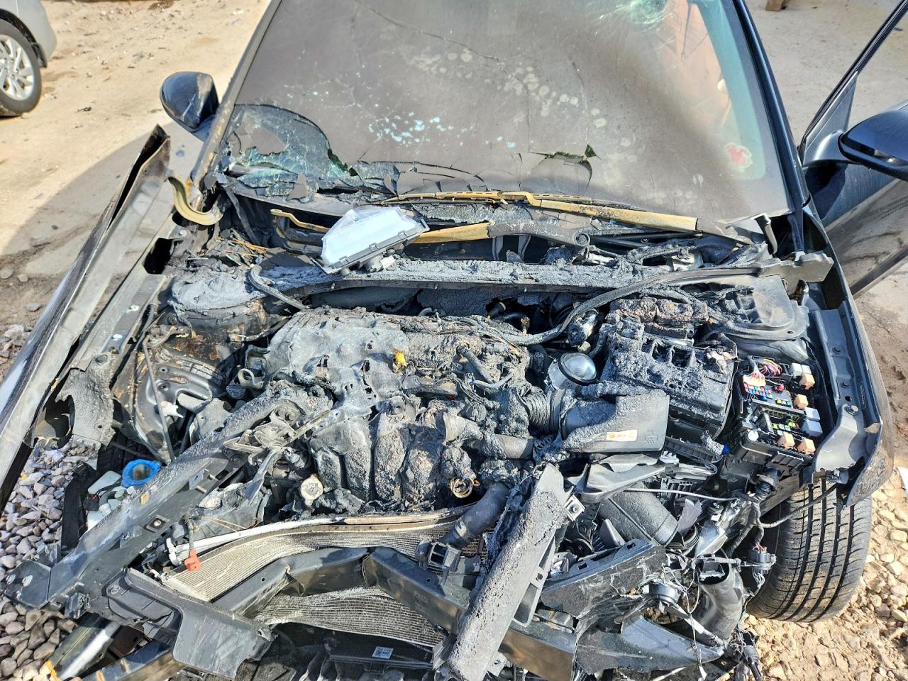 2019 HYUNDAI ELANTRA SE photo 31