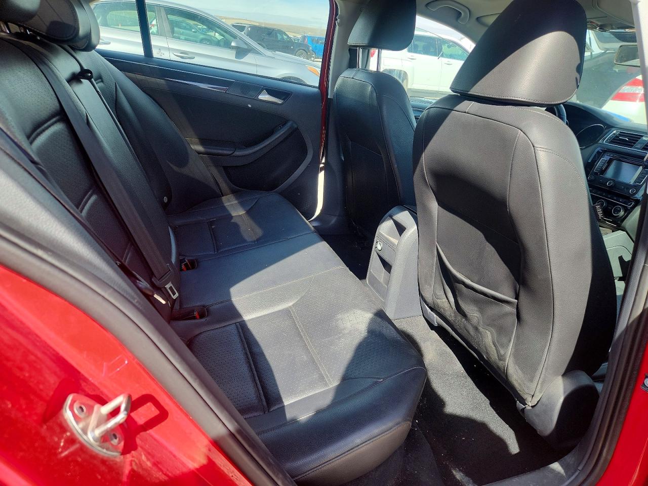2015 VOLKSWAGEN JETTA TDI photo 19