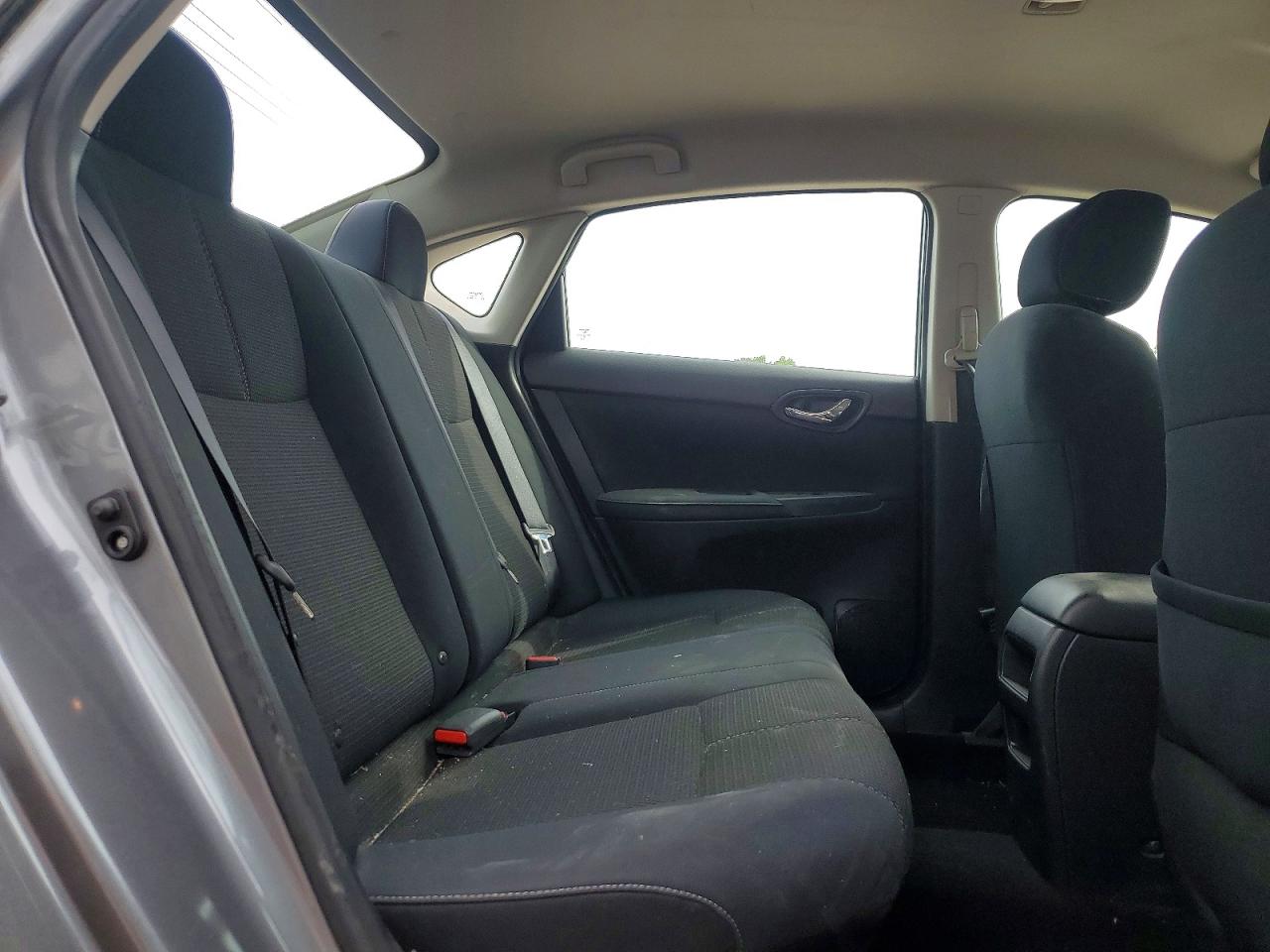 2017 NISSAN SENTRA S photo 28
