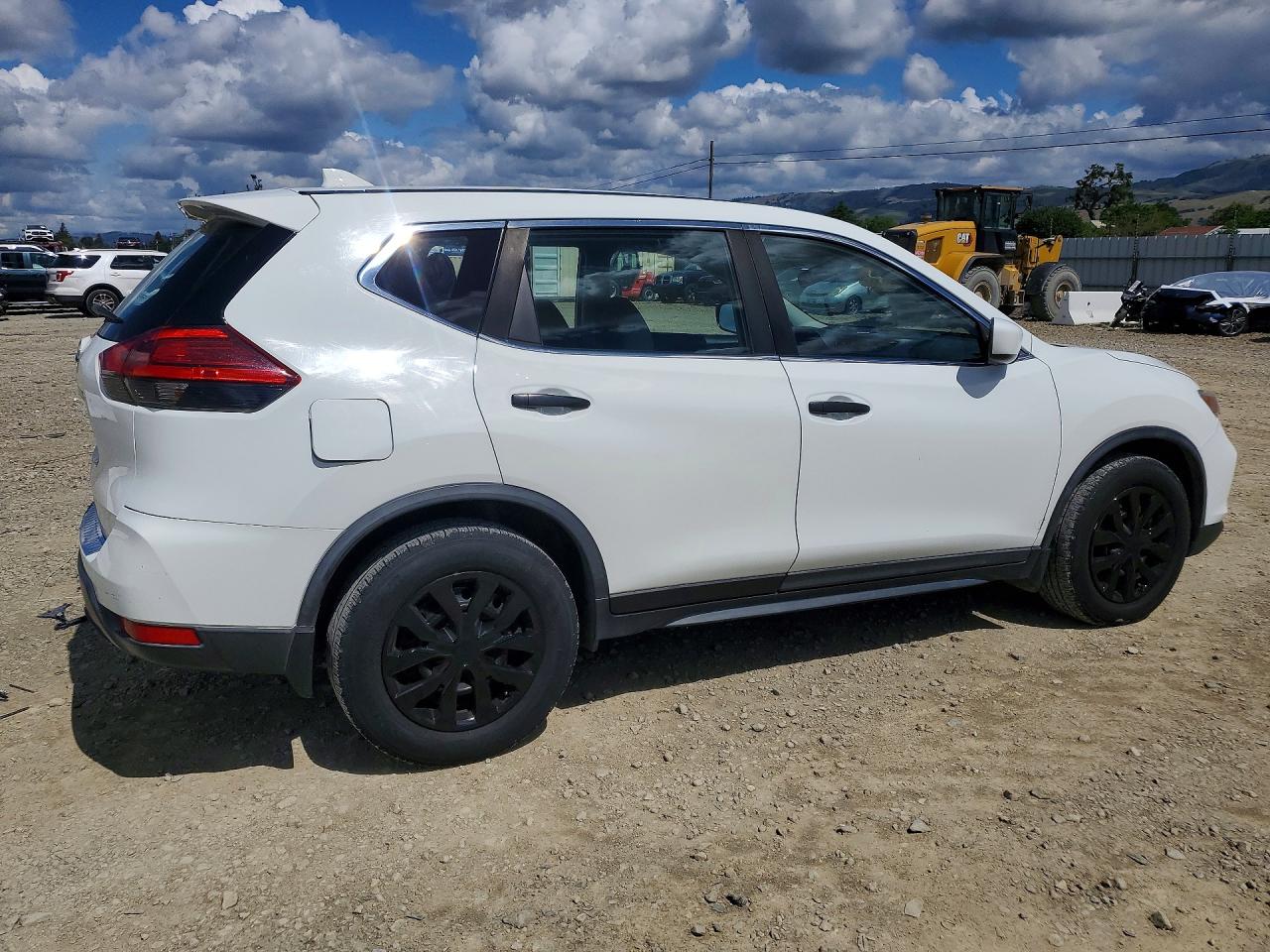2017 NISSAN ROGUE S photo 7