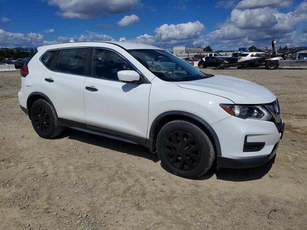 2017 NISSAN ROGUE S photo 10