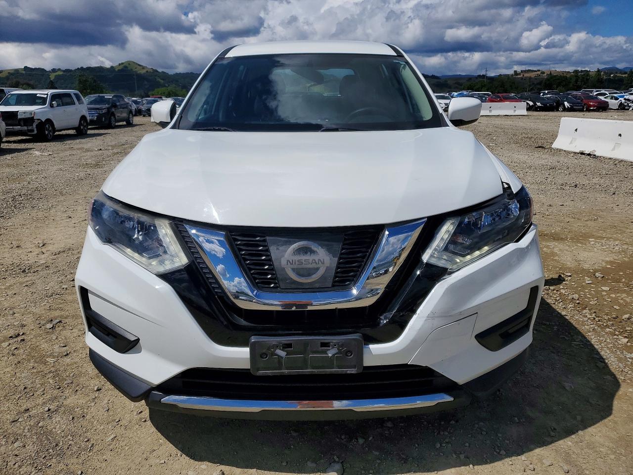 2017 NISSAN ROGUE S photo 13