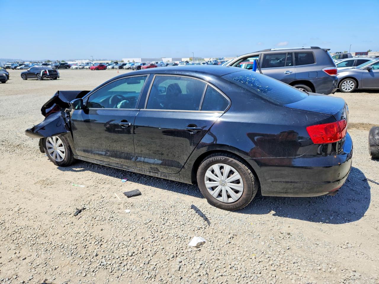 2013 VOLKSWAGEN JETTA BASE photo 4