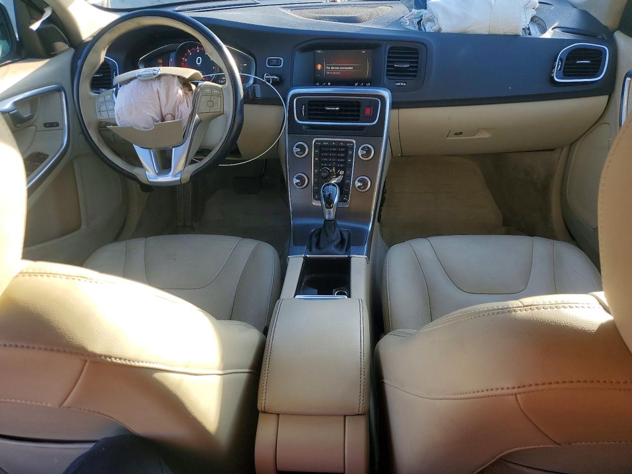 2015 VOLVO S60 PLATINUM photo 8