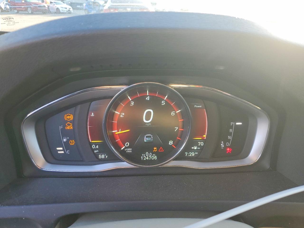 2015 VOLVO S60 PLATINUM photo 9