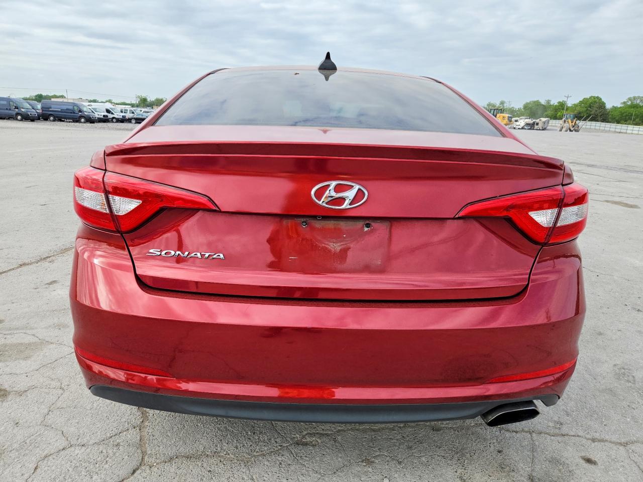 2016 HYUNDAI SONATA SE photo 16