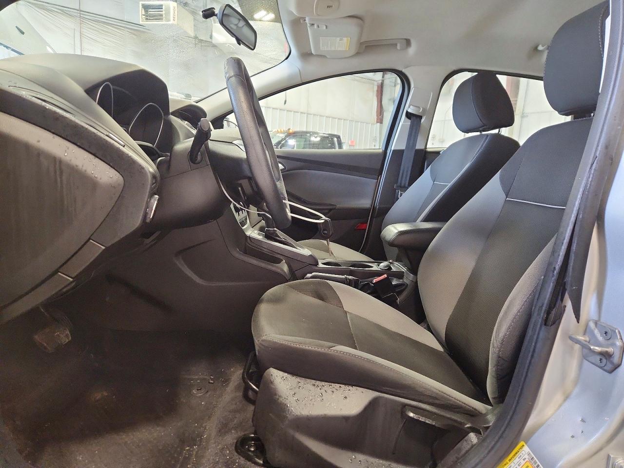 2013 FORD FOCUS SE photo 13