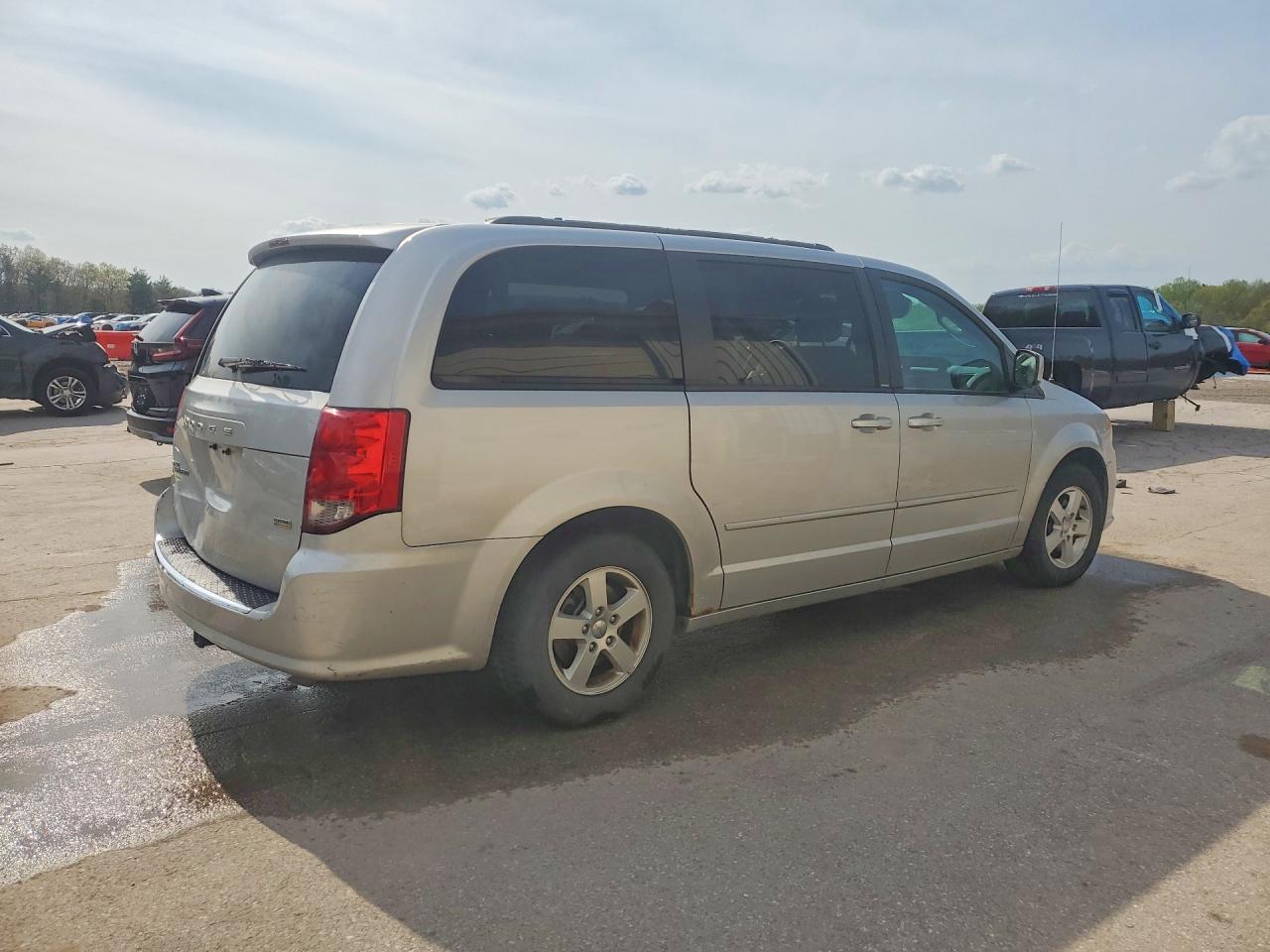 2012 DODGE GRAND CARAVAN SXT photo 7