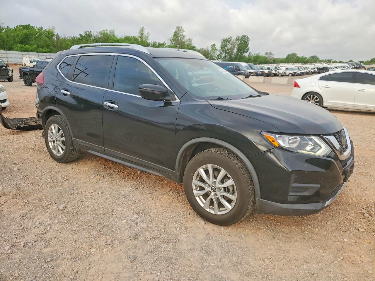 2019 NISSAN ROGUE SV photo 7