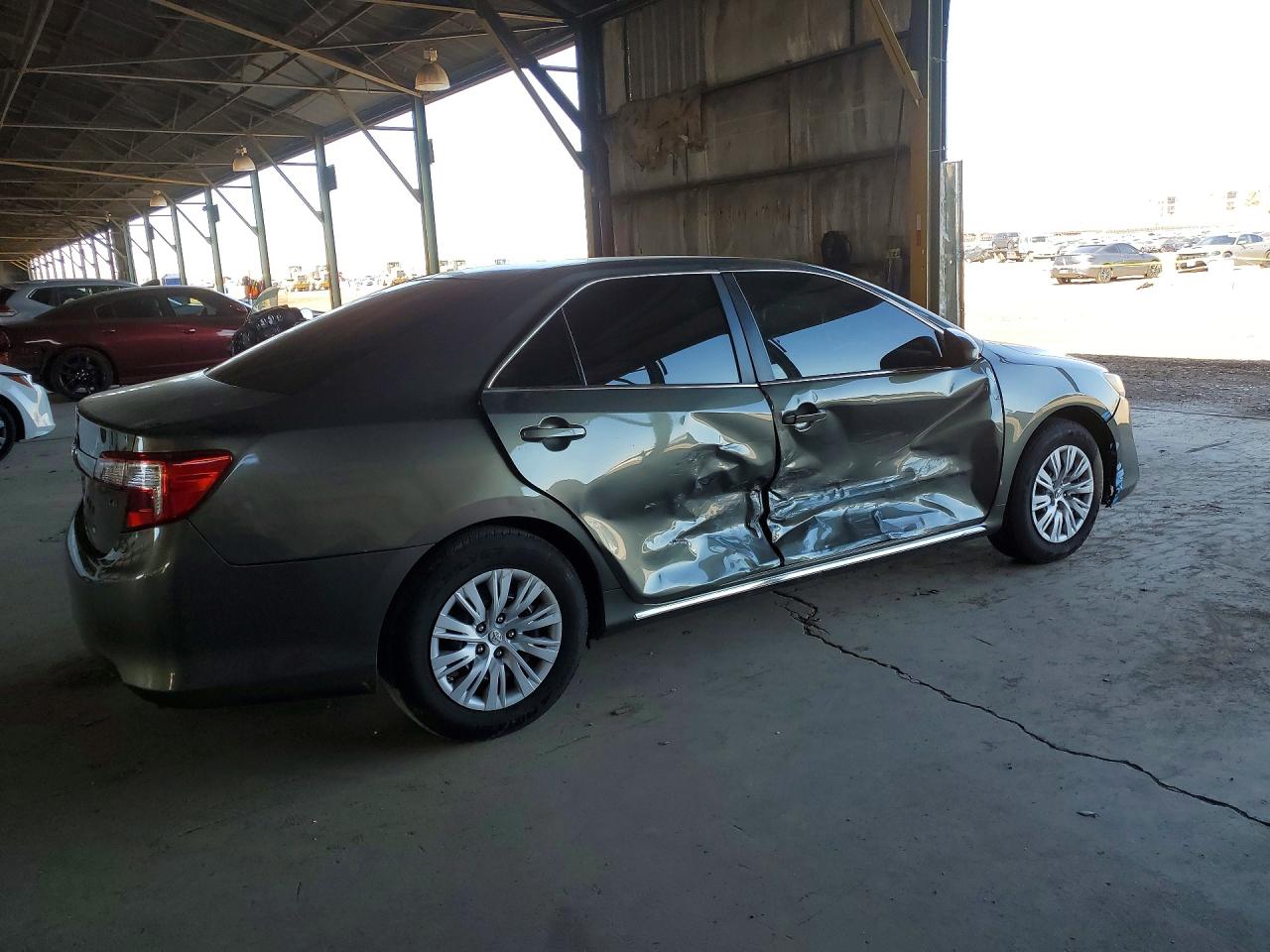 2012 TOYOTA CAMRY LE photo 7