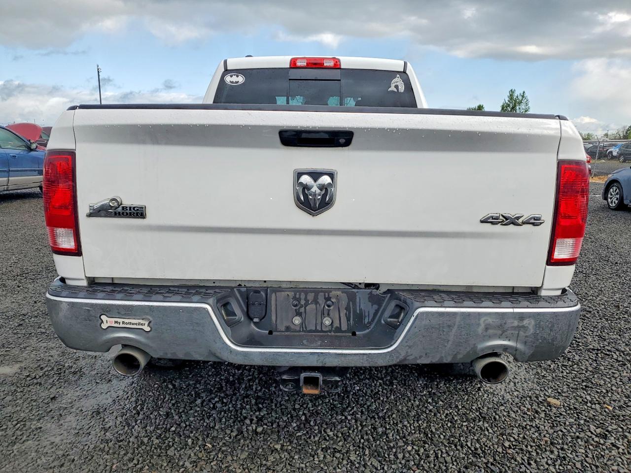 2016 RAM 1500 SLT photo 11