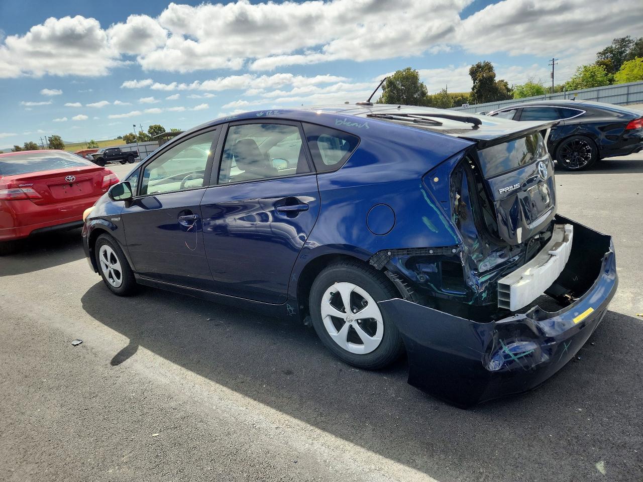 2013 TOYOTA PRIUS THREE photo 2