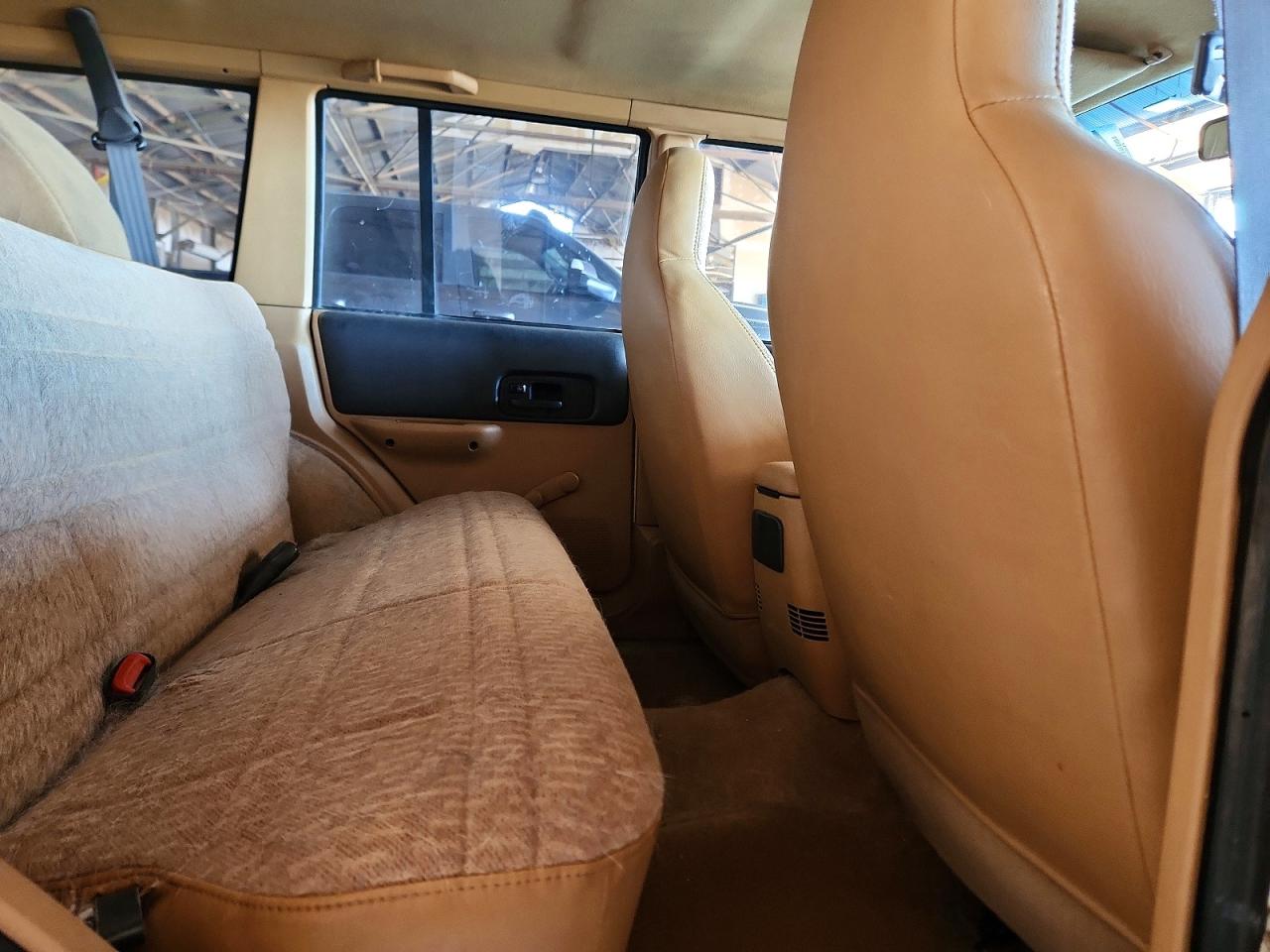 1998 JEEP CHEROKEE SE photo 21