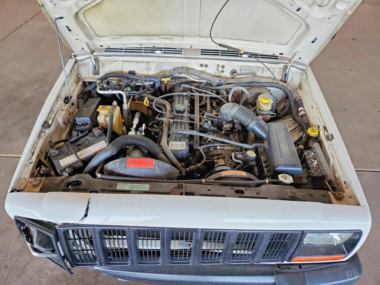 1998 JEEP CHEROKEE SE photo 23