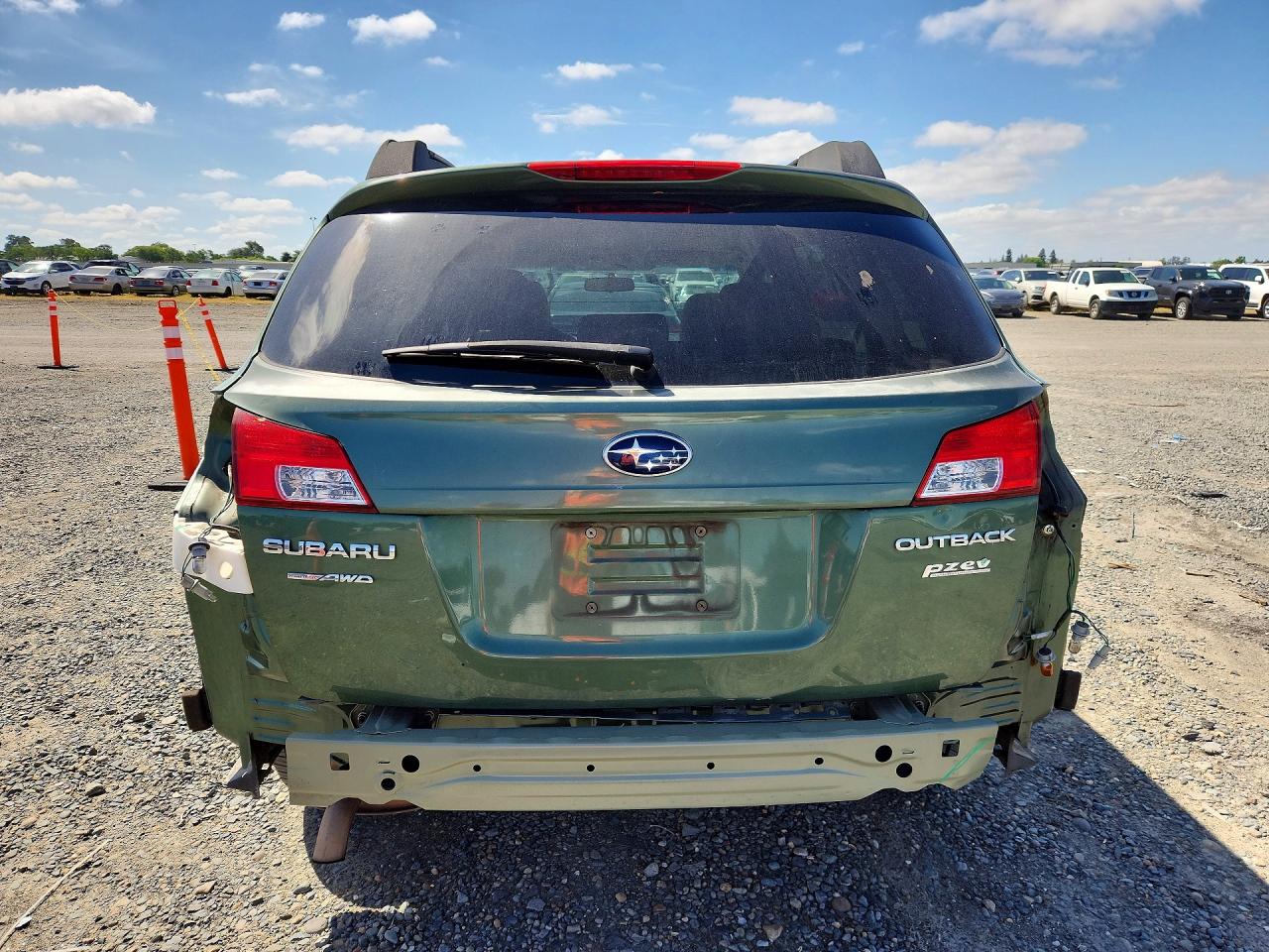 2012 SUBARU OUTBACK 2.5I PREMIUM photo 11