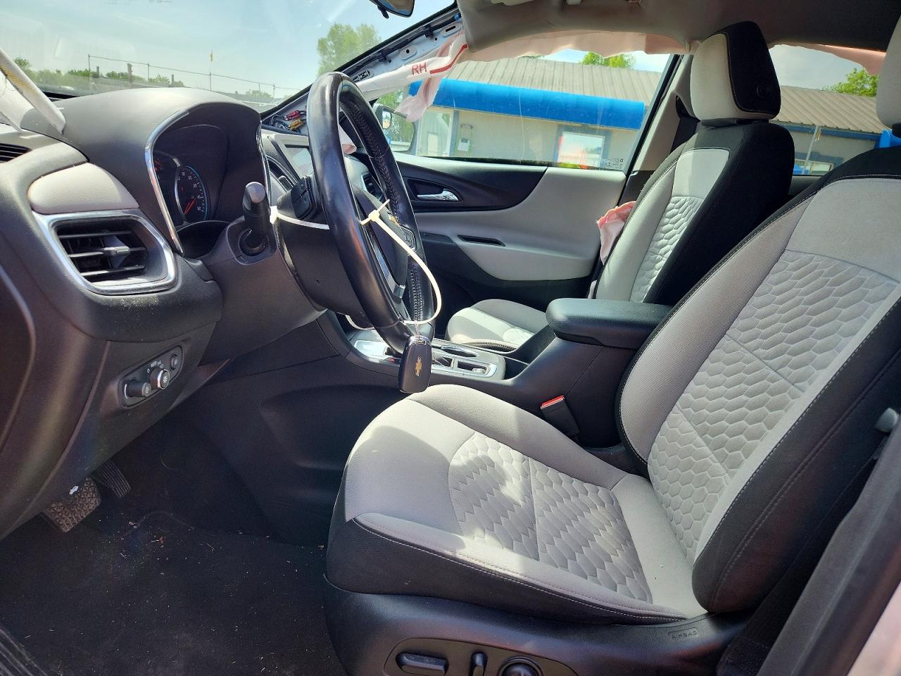 2021 CHEVROLET EQUINOX LT photo 13