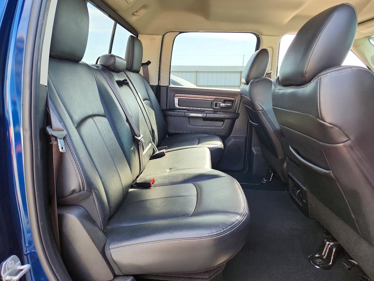2019 RAM 1500 CLASSIC LARAMIE photo 19