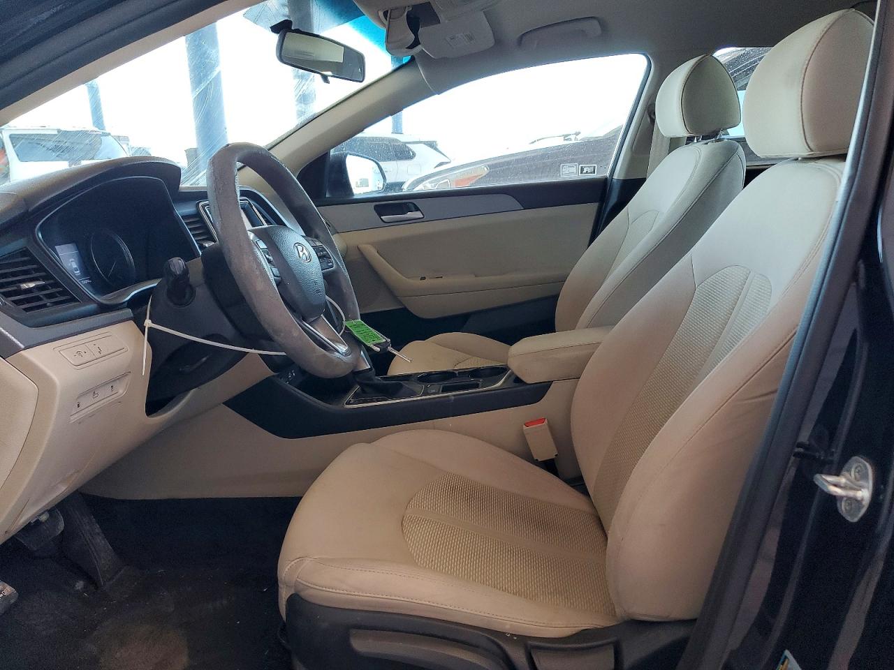 2018 HYUNDAI SONATA SE photo 13
