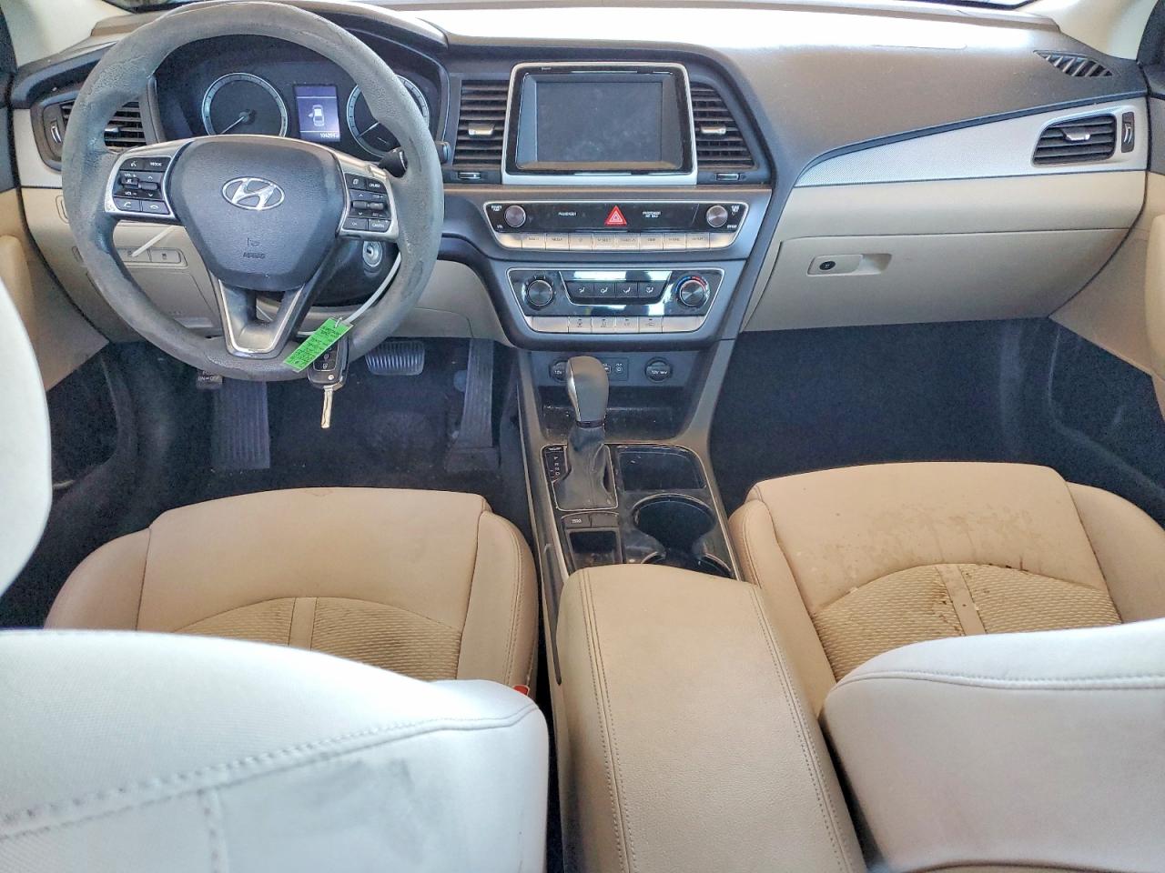 2018 HYUNDAI SONATA SE photo 15
