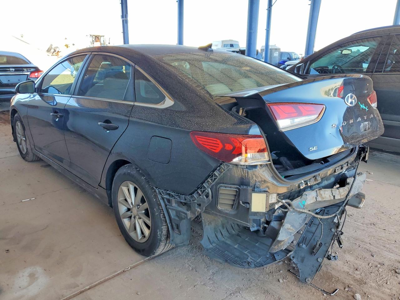 2018 HYUNDAI SONATA SE photo 3