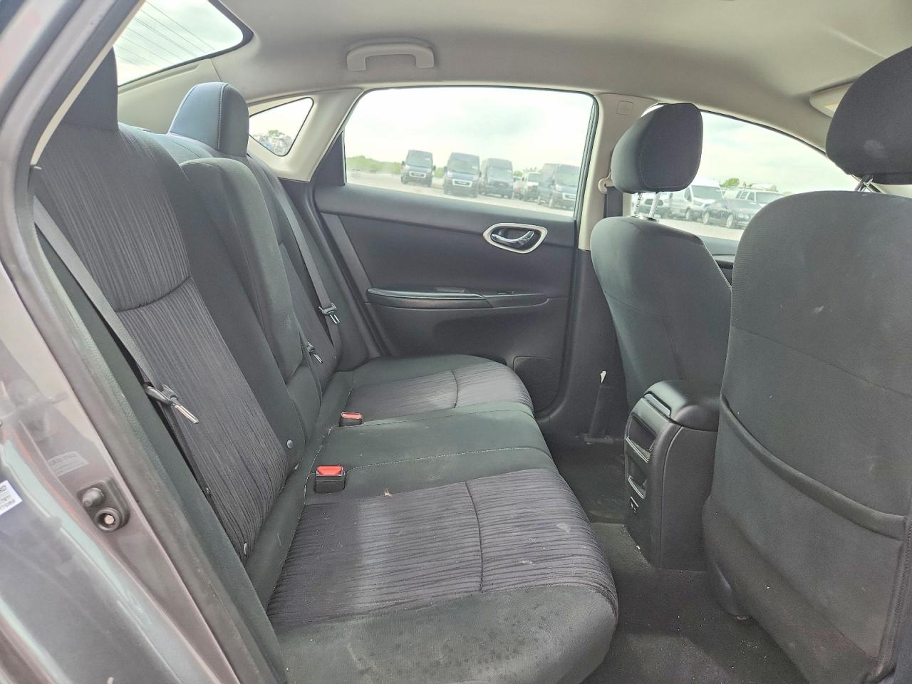 2019 NISSAN SENTRA SV photo 28