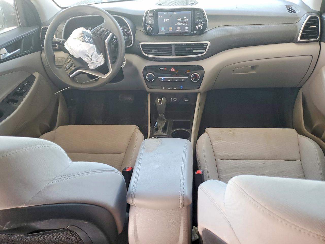 2019 HYUNDAI TUCSON SE photo 8