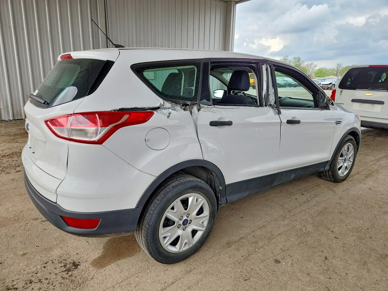 2016 FORD ESCAPE S photo 7