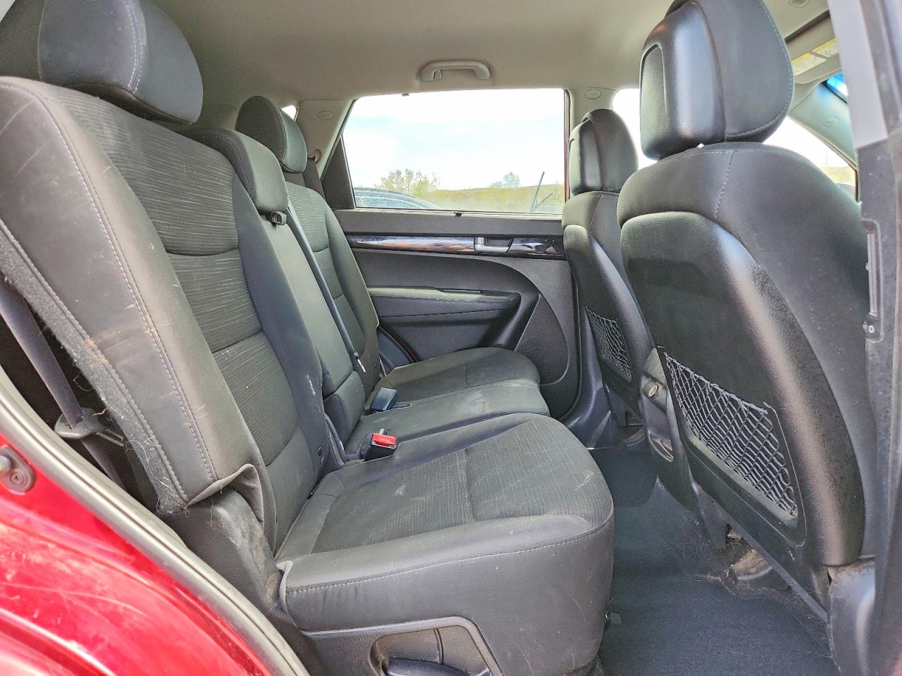 2015 KIA SORENTO LX photo 21