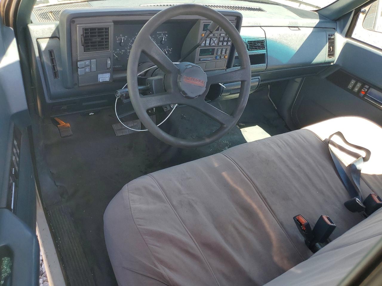 1994 CHEVROLET GMT-400 C1500 photo 15