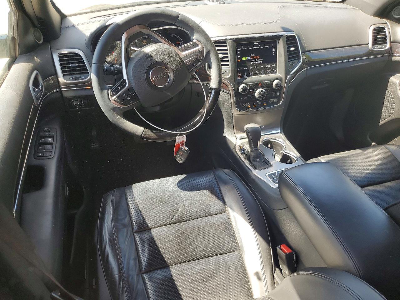2018 JEEP GRAND CHEROKEE OVERLAND photo 15