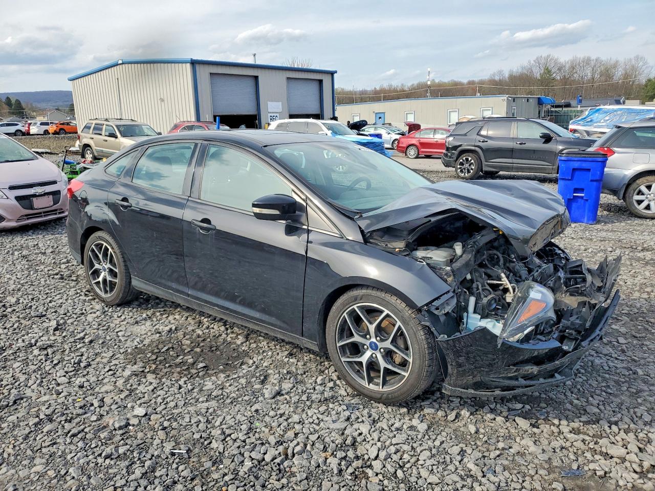 2017 FORD FOCUS SEL photo 7