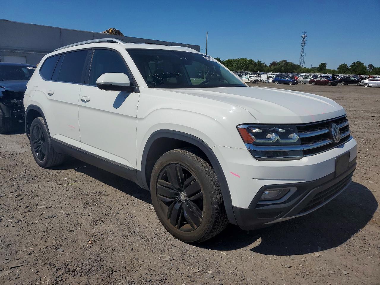 2018 VOLKSWAGEN ATLAS SEL photo 7
