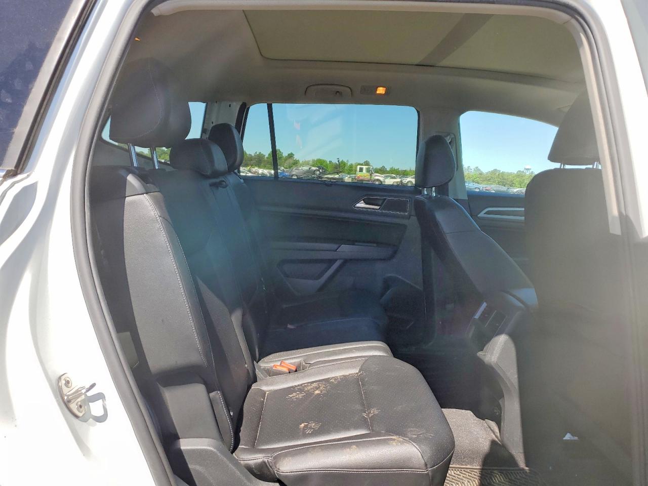 2018 VOLKSWAGEN ATLAS SEL photo 21