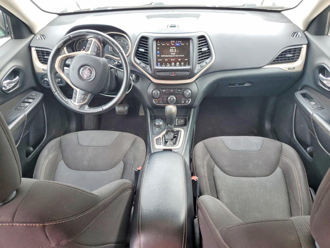 2016 JEEP CHEROKEE LATITUDE photo 15