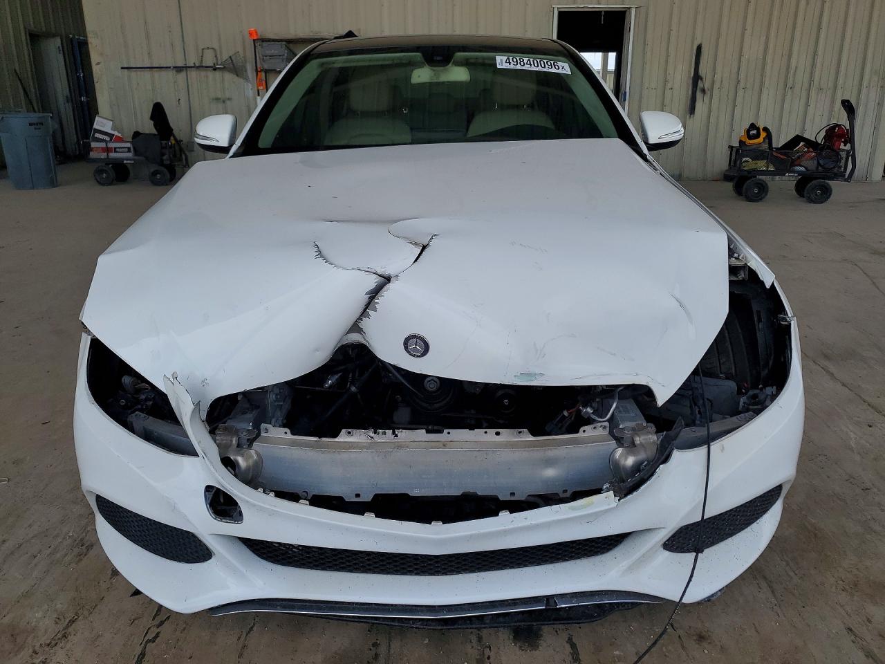 2015 MERCEDES-BENZ C 300 photo 9