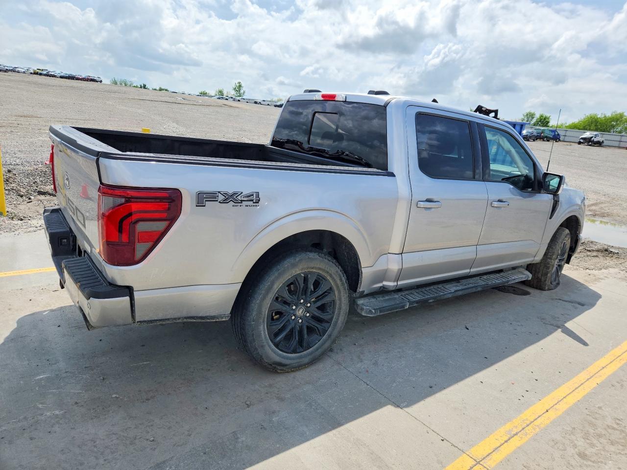 2024 FORD F150 LARIAT photo 7
